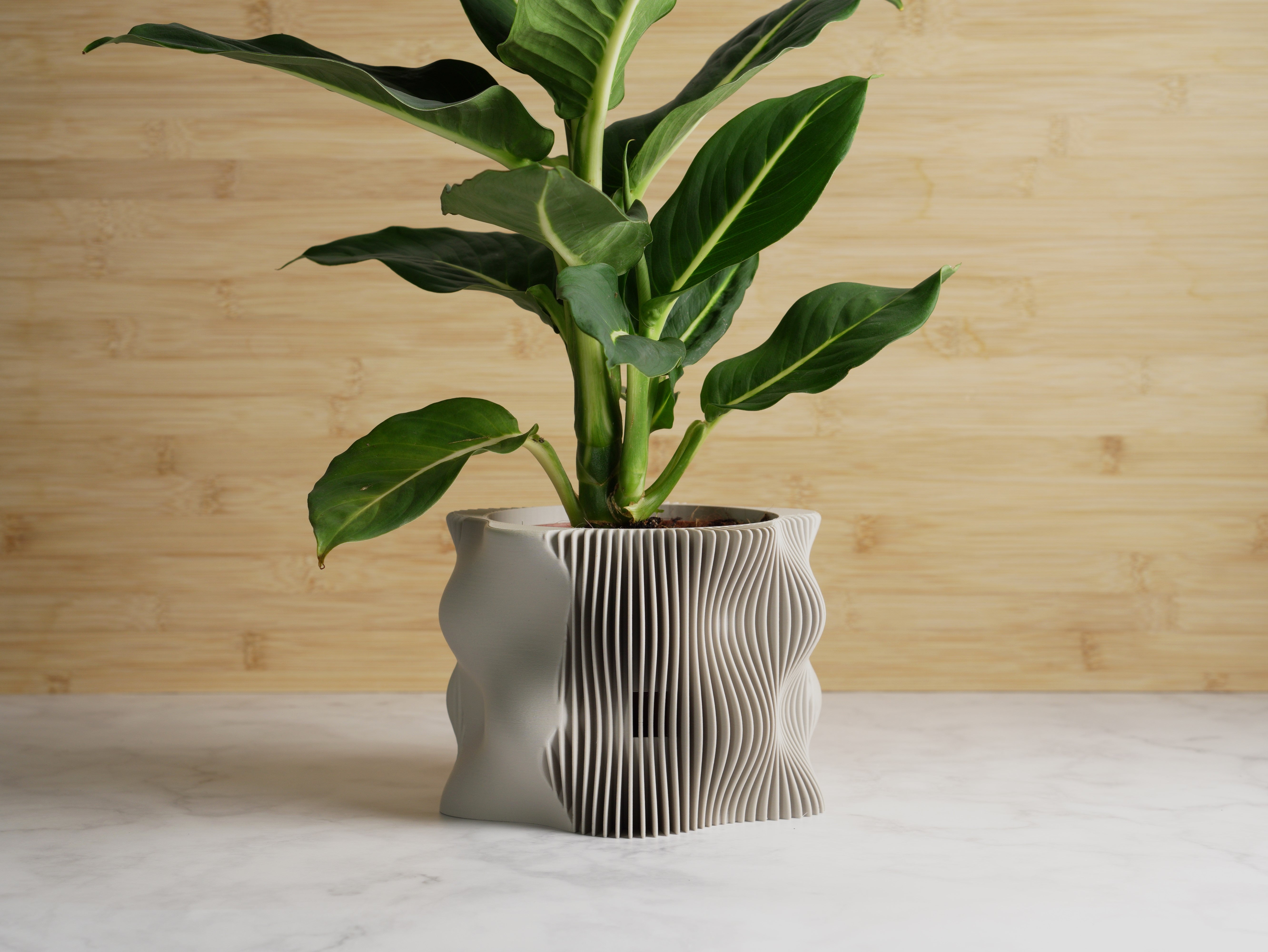 Planter Pot Wavy